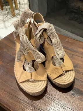 Pedro Garcia Otelia Camel Pebble Leather Wedge Espadilles Size EU 36.5 US 6.5
